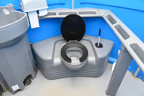 Best High-end porta potty rental  in Buhler, KS
